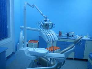 INCHIRIEZ  2 TURE IN CABINET STOMATOLOGIC