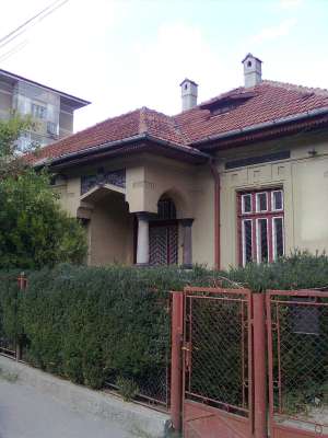 Oferta inchiriere casa Bacau-sediu/birouri firma si alte asemenea destinatii locative