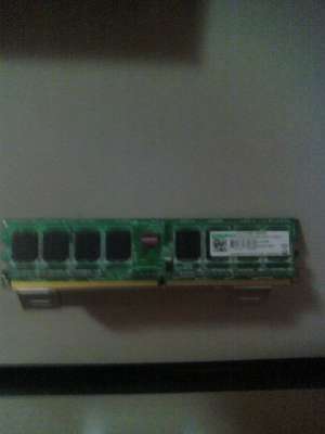 RAM DDR2 2GB (2 buc.)+512(KingMax)