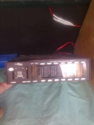 Amplificator auto