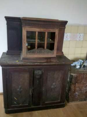 Vand obiect de mobilier antic