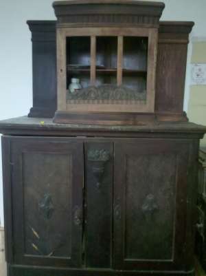 Vand obiect de mobilier antic