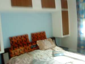 vand apartament 2 camere