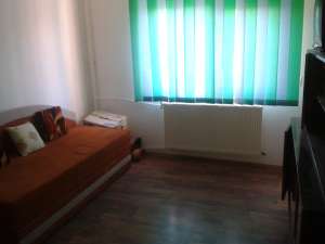 vand apartament 3 camere mobilat si utilat complet in Medgidia