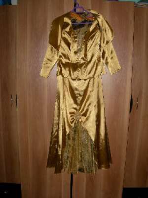 vand 3 rochii de seara elegante