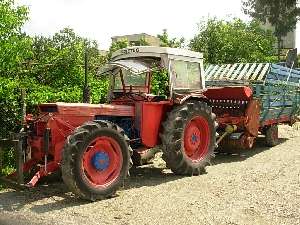 Tractor same
