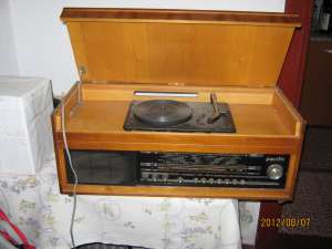 vand radio cu pick up de colectie