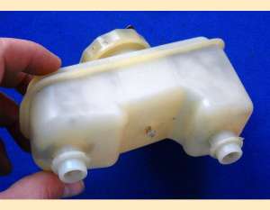vas rezervor frana opel kadett lichid