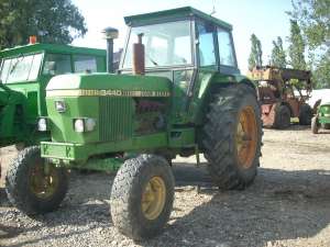 Vand tractor John Deere 3440