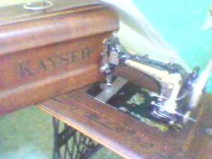Masina de cusut Kayser