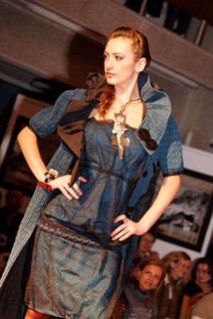 Rochie voal cu model - Colectia "Contrast"