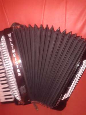 acordeon supita si horch impecabile