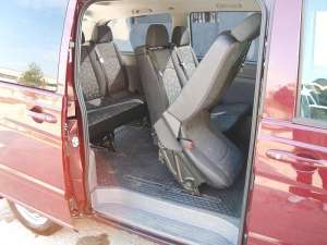 Inchiriem microbuze cu sofer.Mercedes Vito 8 si 9 locuri