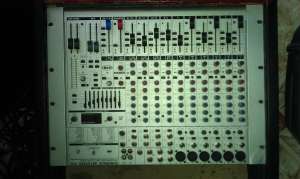 vand mixer behringer