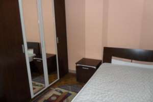 Inchiriez apartament in Targu Jiu