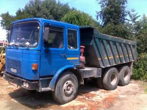 Transport Raba 16 tone. Demolari, sapaturi, nivelari, incarcari(Buldoexcavator, TIH)