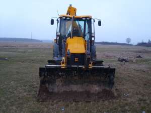 PRESTARI SERVICII BULCOEXCAVATOR JCB