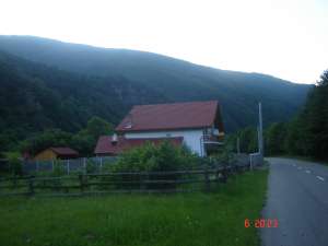 inchiriez cabana in muntii retezat