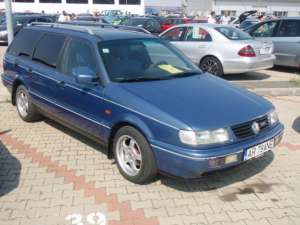 VOLKSWAGEN Passat 1.9TDI