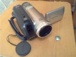 vand sau schimb procesor boss ve 20 si camera video panasonic cu korg pa 60 mai am si 2 boxe