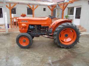 Vand UTB 445 lic.fiat viticol