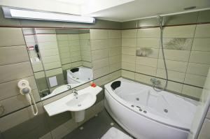 Hotel Ambient 4* Brasov