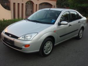 FORD Focus Sedan Clima,   2001,   benzina