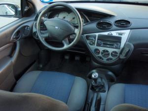 FORD Focus Sedan Clima,   2001,   benzina