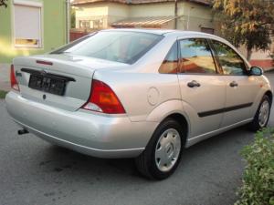 FORD Focus Sedan Clima,   2001,   benzina