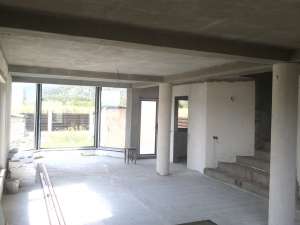 Vand Casa ,  zona copacelu valcea. okazie