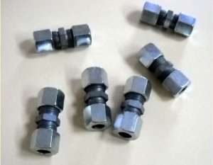 cupla teava hidraulica diametru 10mm imbinare conducta servo