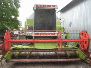 Vand combina Class Dominator ,  model 88SL,  anul 1989,  3500 ore
