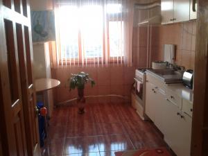 schimb ap. 3 camere cu 2