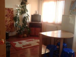 schimb ap. 3 camere cu 2
