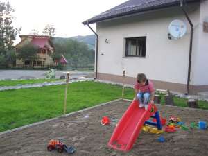 Cabana de vanzare - Campulung Moldovenesc,  Sandru
