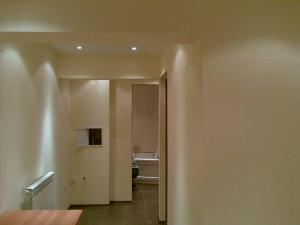 APARTAMENT 3 CAMERE  CU TOATE IMBUNATATIRILE