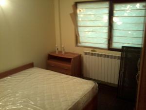 APARTAMENT 3 CAMERE  CU TOATE IMBUNATATIRILE
