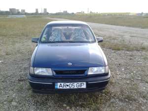 Vand Opel Vectra 1.6 i din 1992