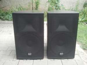 Vand boxe rcf acustica 5215w pret 1000e