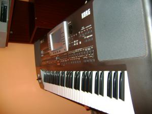 VAND korg pa60behringer pmh3000,    BOXE pro 15n 800w