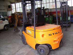 STIVUITOARE ELECTRICE SI DIESEL