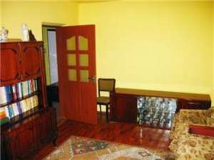 Vanzare apartament 3 camere Slobozia decomandat