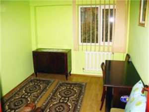 Vanzare apartament 3 camere Slobozia decomandat