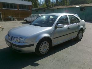 VW BORA SPECIAL 2001 1.6I 105cp 4200e Taxa de mediu 220e