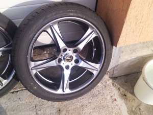 Vand genti de 17 aluminiu comlecte pentru Honda