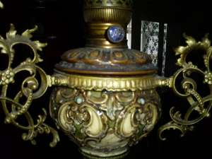 lampa 170 ani  din austria originala suta la suta pe gaz fara modificari stare foarte buna