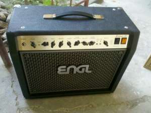 V�nd Engl Screamer 50 e-330,   amplificator combo pt. chitară