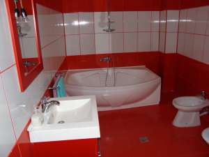 Inchiriez casa in Oradea ,   zona centrala