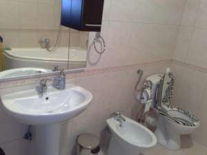 Inchiriez apartament 2 camere 150 euro urgent