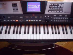 vand roland va7.pret avantajos, usor negociabil
